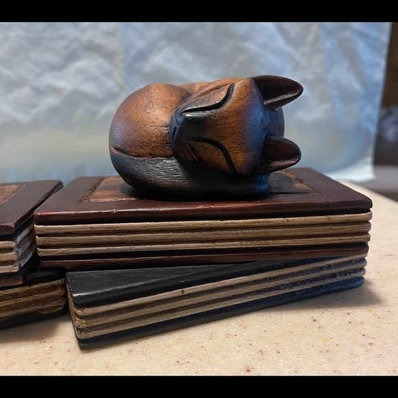 VTG Two Mandalay Hand Carved Kitty Cats Sleeping On A Stack Of Books - Picture 3 of 7
